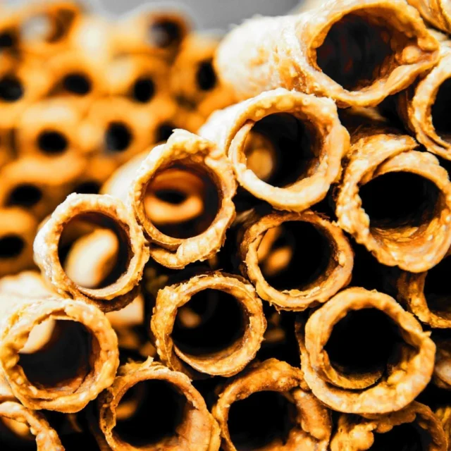 Where and when this weekend

Saturday 
Capital Region Farmers Market, Canberra 7am to 11:30am
Lakespeare at Haig Park 6:30pm

Sunday 
Old Bus Depot Markets 9:30 to 2:30pm
Haig Park Village Markets 8am to 2pm

:
Vanilla Bean Crema.
Chocolate and Wild Orange Crema.
Pistachio Ricotta.
Passionfruit Mascarpone.
Butter Caramel Ricotta.
Chocolate Coconut Crema.
Rare Beef with wasabi mascarpone.

Hope to see u all this weekend.
Papa and the Team.

#cannoli #glutenfree #cannoligetemhere #vegan #hercanberra #visitnsw #EventsACT #canberra #canberraeats #canberralife #canberralocals #cbr #eatlocal #eatcanberra #canberrasmallbusiness #visitcanberra #wearecbr #foodporn #canberrabusiness #cbreats #haigparkvillagemarkets
#oldbusdepotmarkets
#crfarmersmarket
#capitalregionfarmersmarket
#Lakespeare